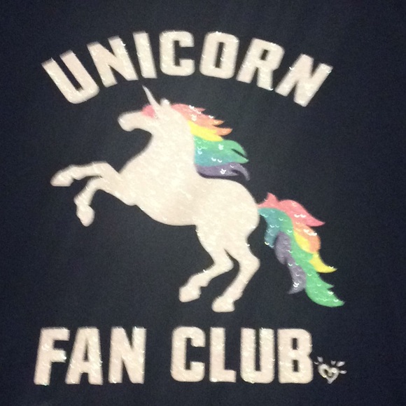 A t shirt - Picture 2 of 3